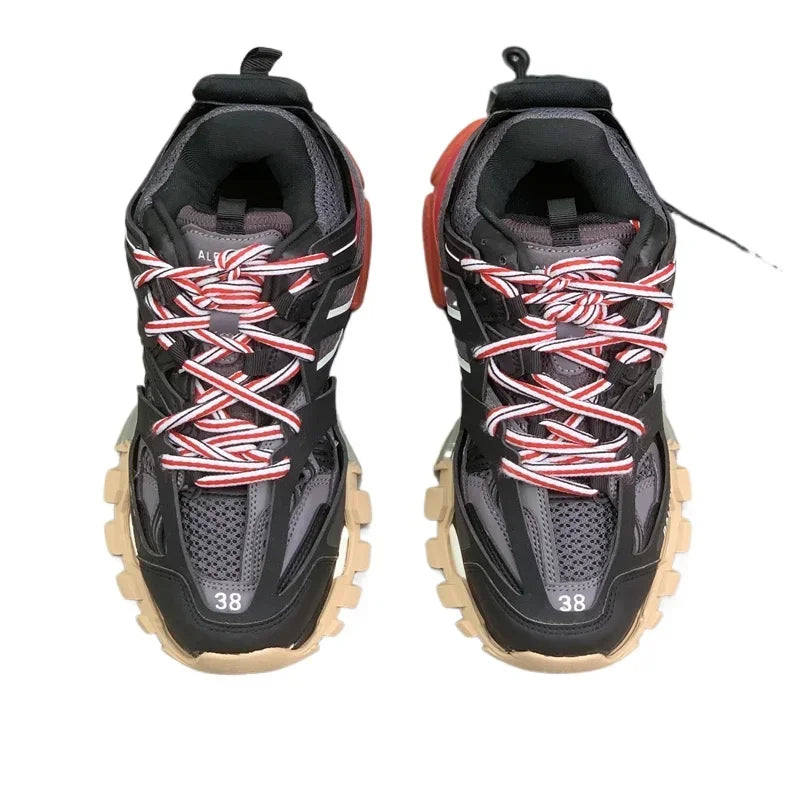 Scarpe Casual da Uomo in Pelle di Vitello di Alta Qualità, Design di Lusso con Borchie, Versatili e alla Moda, con Lacci e Suola Piatta