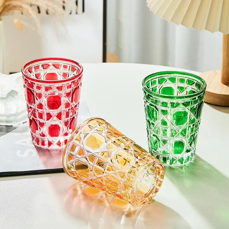 Bicchieri da whisky creativi scozzesi colorati in stile europeo, boccali di birra, bicchiere intagliato a mano, tazza d'acqua, tazza di vino, geometrico