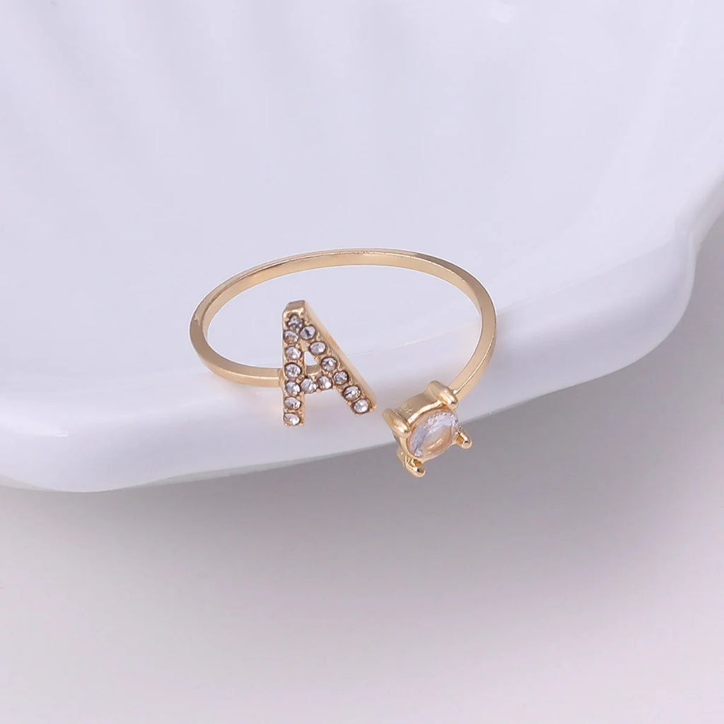 Moda 26 Lettera iniziale Anello Argento Colore Personalità Anelli di barretta Donna Semplice ed elegante Gioielli Regalo di amicizia Commercio all'ingrosso