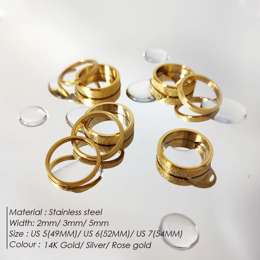 eManco Anelli da donna in acciaio inossidabile semplice di alta qualità 2/3/5MM di larghezza color oro per gioielli da ragazza