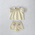 Nuovo stile 0-3 anni bambino femminile fiore colletto ricamato top a maniche corte + pantaloncini sottili vestito per bambini set di abbigliamento estivo per bambini