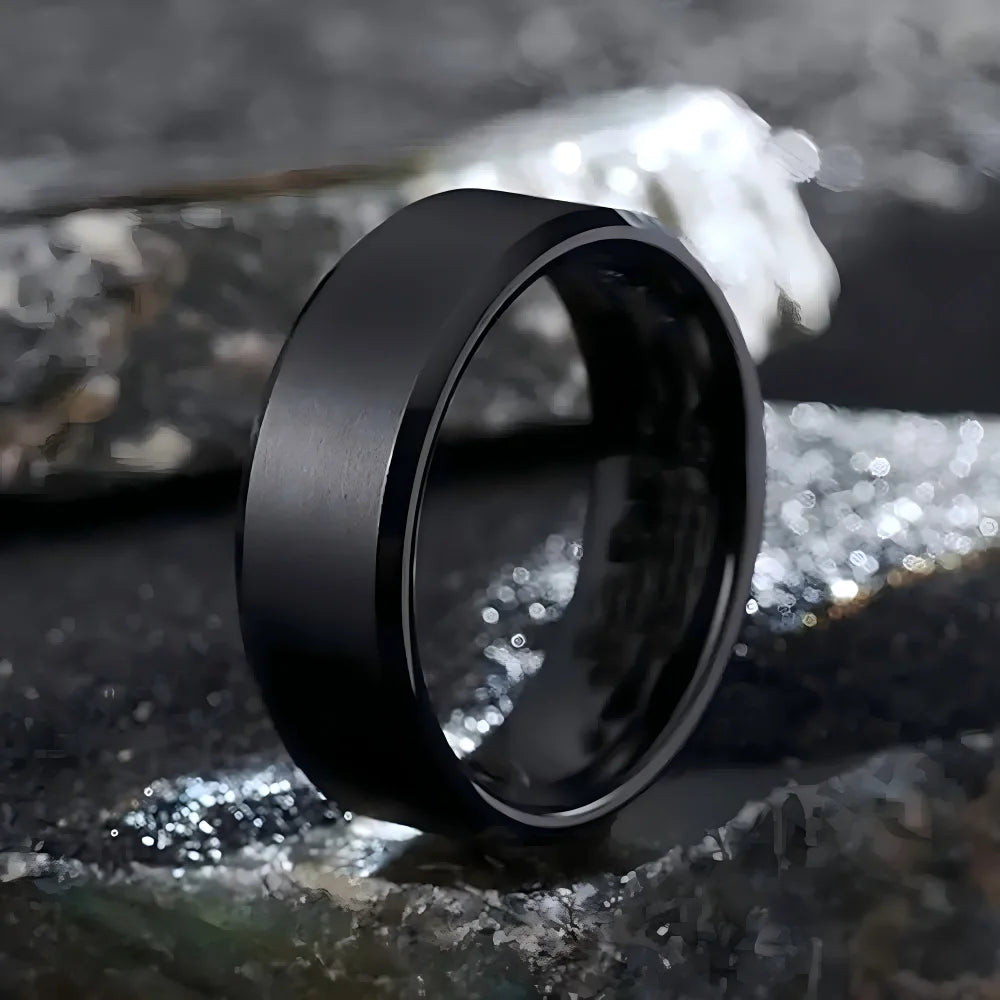 Anello di gioielli con ciondolo alla moda per uomo Donna Anelli neri in acciaio inossidabile Fidanzamento per matrimonio Accessorio maschile opaco di alta qualità