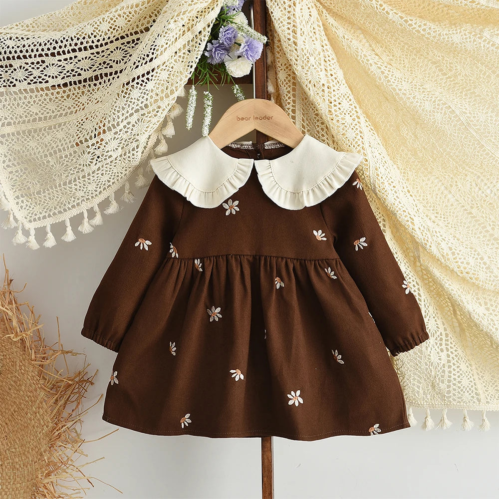 Bear Leader 2025 Nuovo simpatico abbigliamento per bambini 0-3 anni Abito per bambini Autunno Colletto a maniche lunghe Abiti per ragazze di fiori ricamati