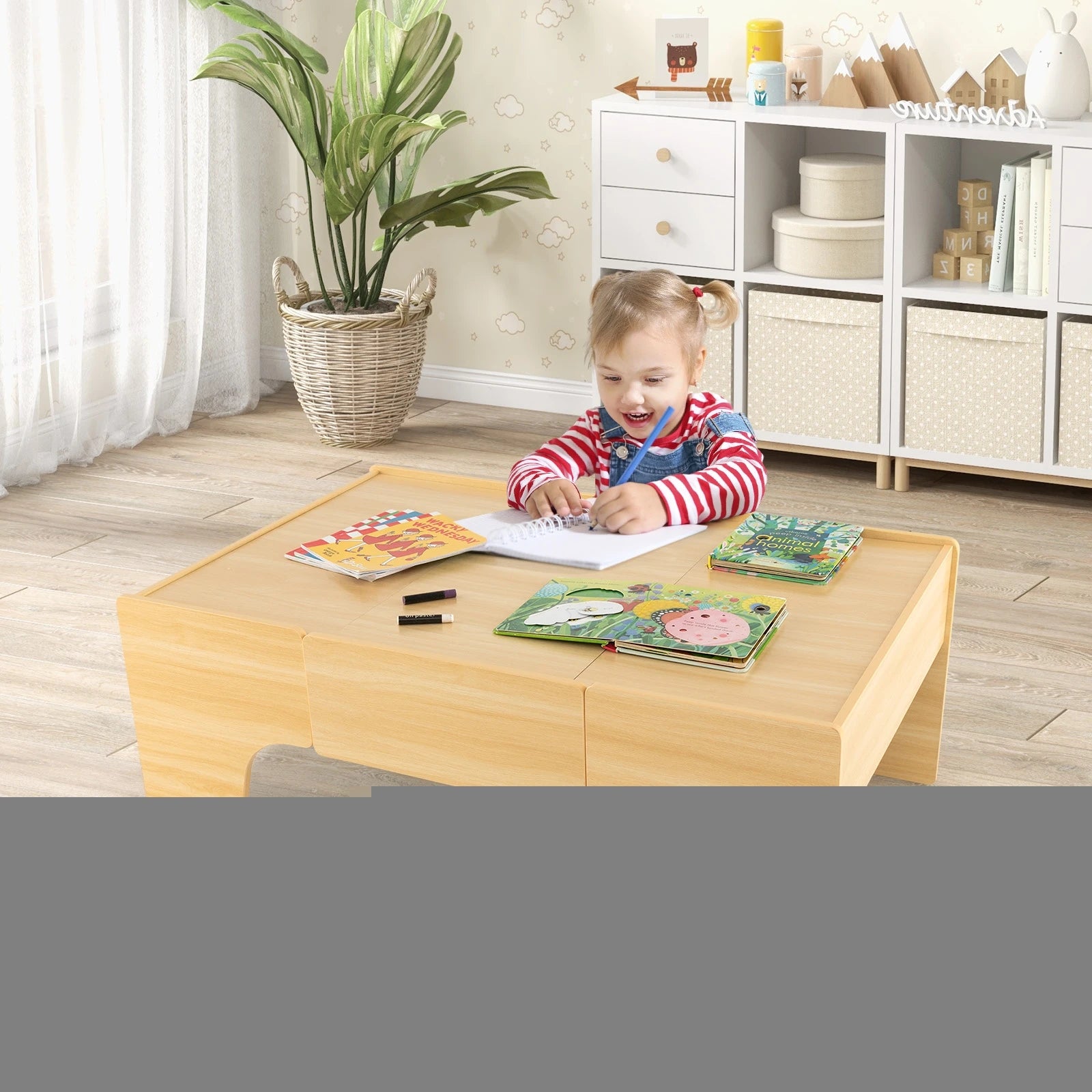 Set Trenino in Legno da 84 Pezzi con Tavolo Reversibile e Rimovibile