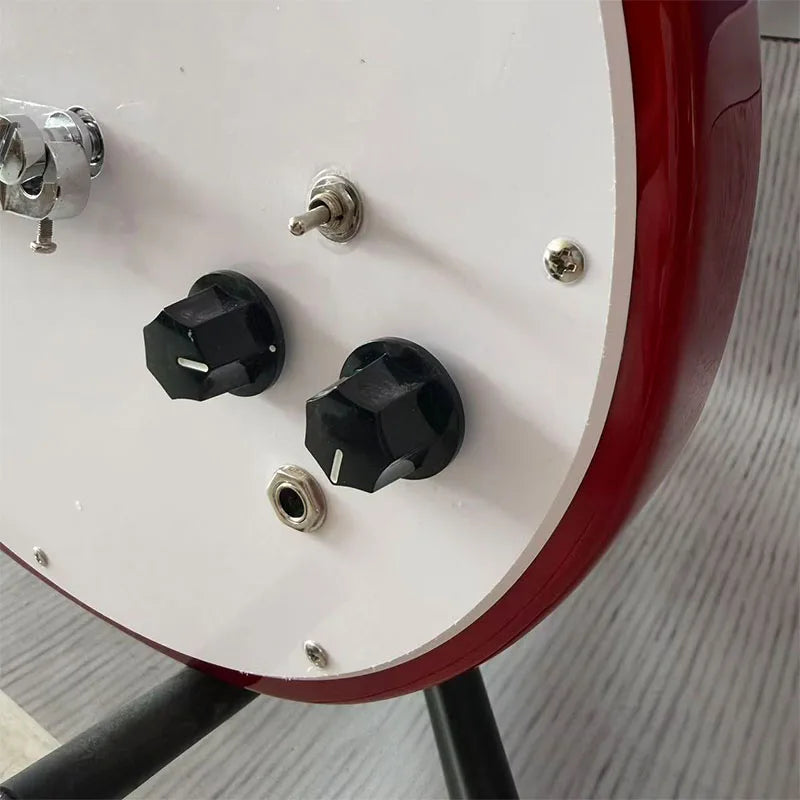 Chitarra elettrica rossa con pickguard bianco, corpo in legno massello, per destrorsi, per musica rock, spedizione gratuita