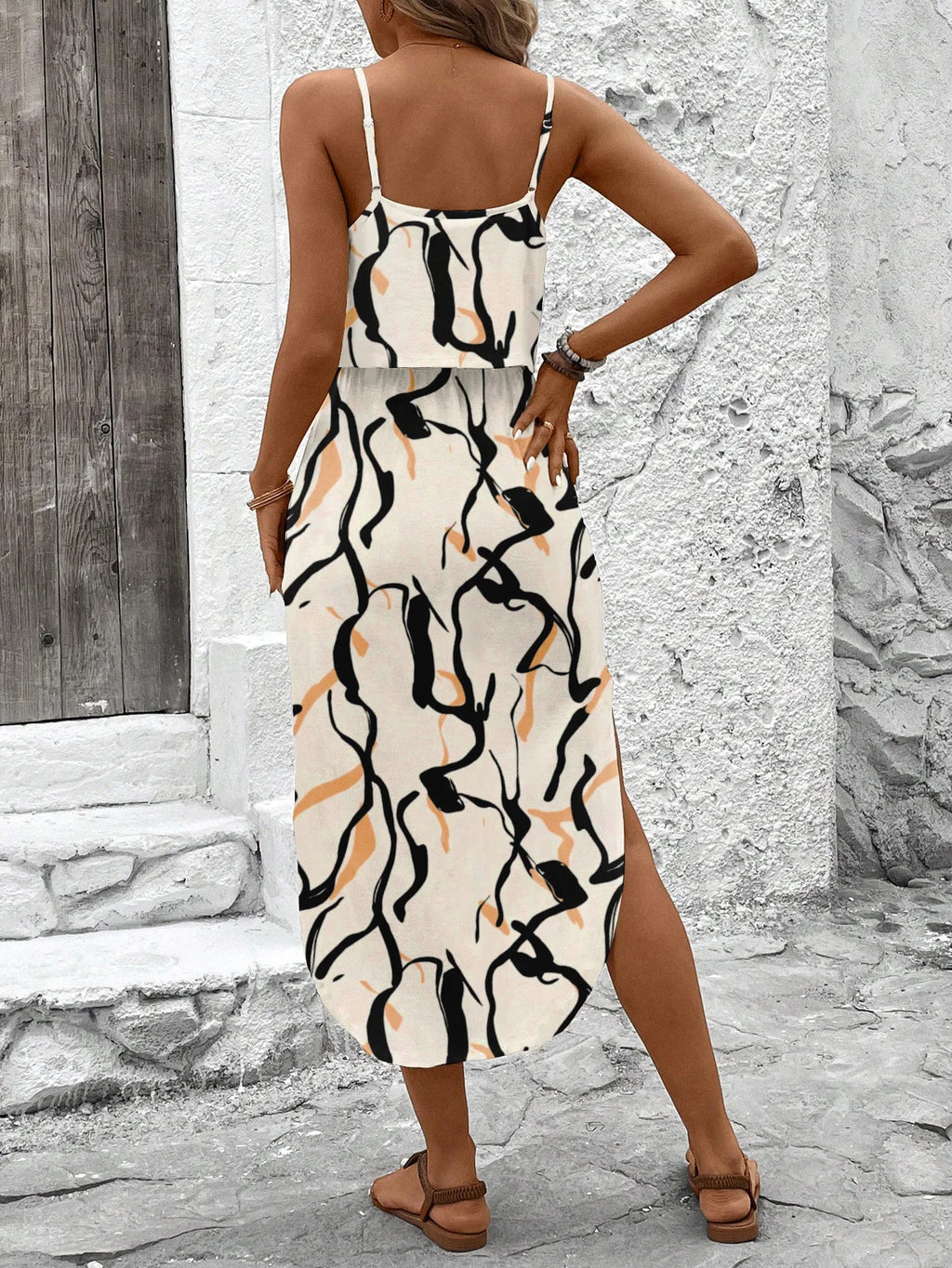 Abito estivo da donna con cinturino spaghetti con cintura e spacco laterale - Abito fluido casual senza maniche