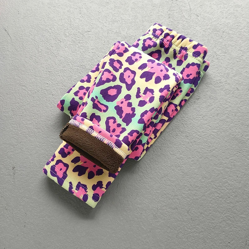 Pantaloni da ragazza primavera autunno inverno neonate leggings in pile sottile dolce pantaloni slim floreali mimetici retrò abbigliamento per bambini