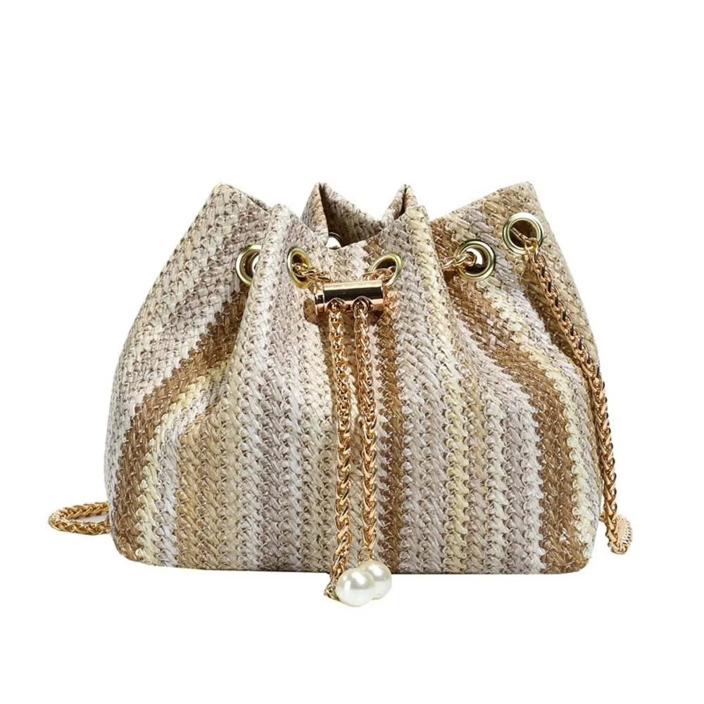 Borsa a tracolla grande in paglia intrecciata con strisce color arcobaleno, sacca a secchiello con coulisse e catena, borsa a tracolla da spiaggia