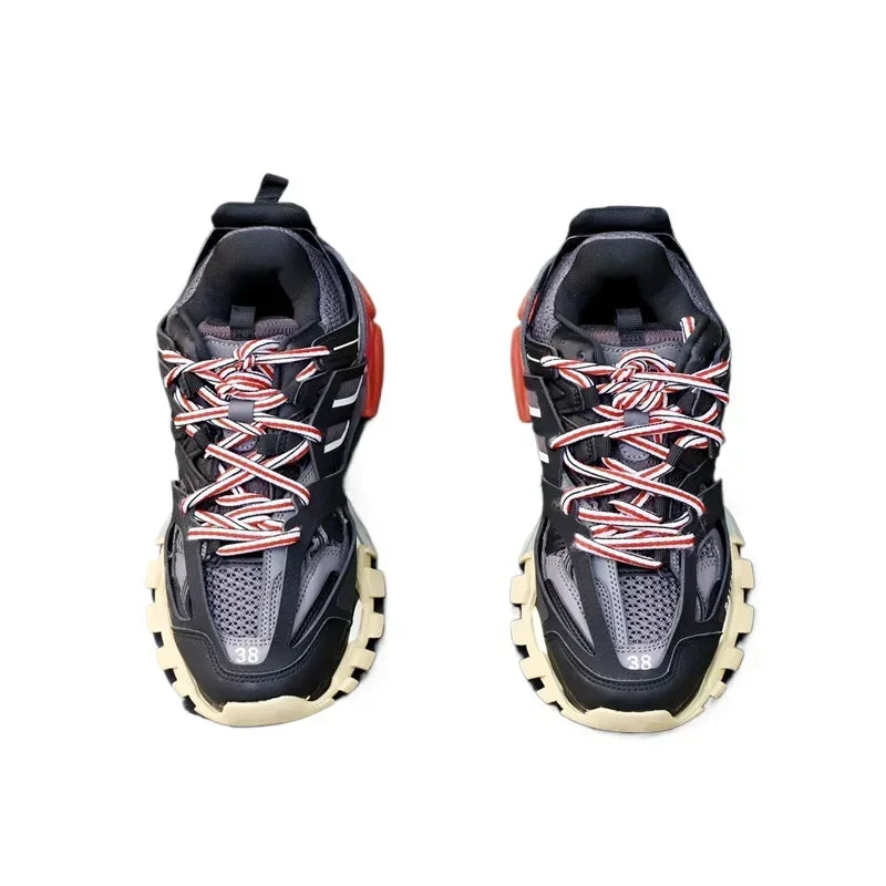 Scarpe Casual da Uomo in Pelle di Vitello di Alta Qualità, Design di Lusso con Borchie, Versatili e alla Moda, con Lacci e Suola Piatta