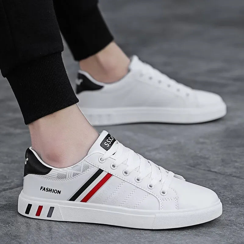 Sneakers Bianche da Uomo Nuove Traspiranti Taglie Grandi Scarpe Casual con Suola in Gomma Comode per Camminare Calzature Plus Size per Uomo Zapatos Hombre