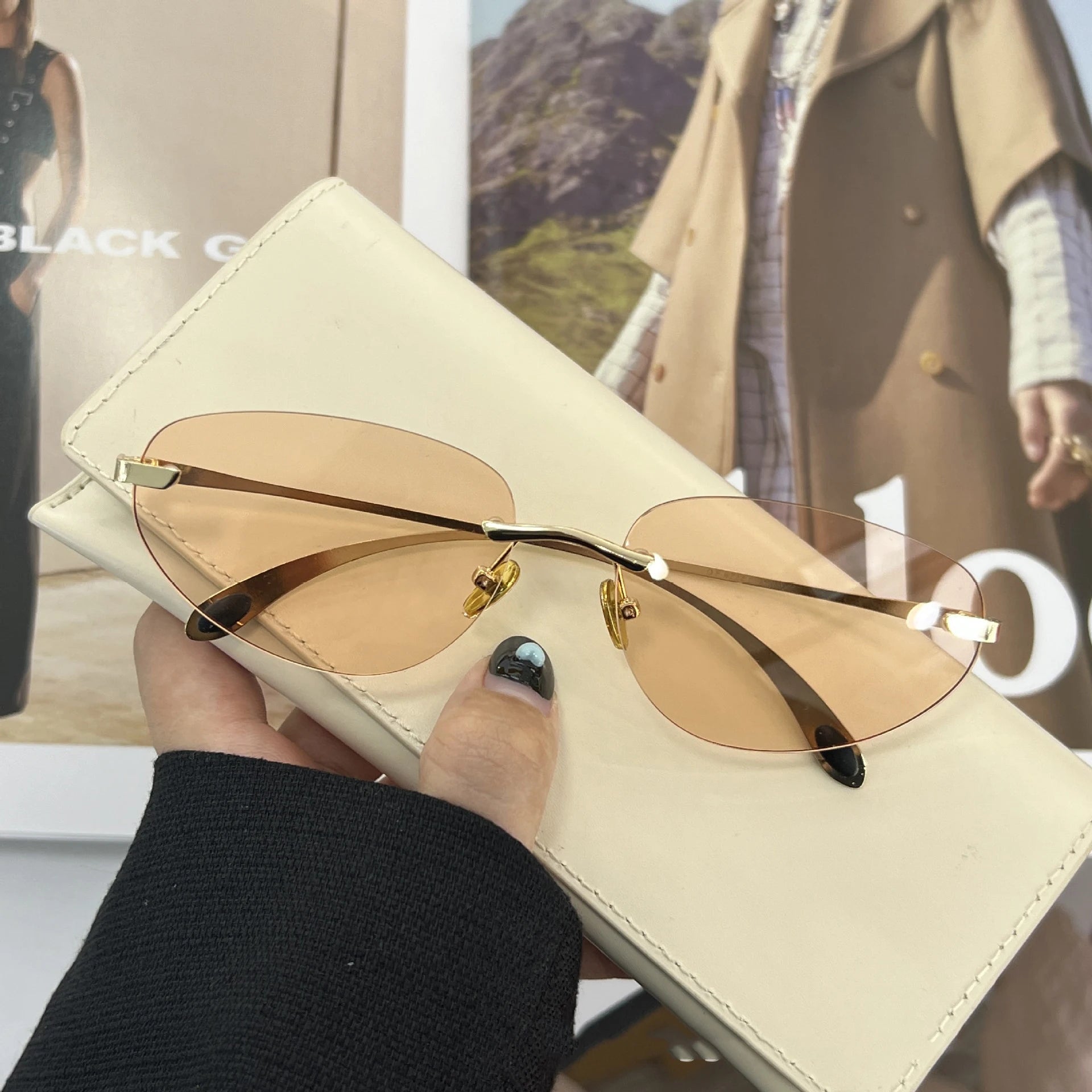 Occhiali da sole senza montatura Y2K da donna Occhiali da sole senza montatura di marca di lusso Futuro stili coreani Cat Eye Occhiali UV400 Occhiali alla moda