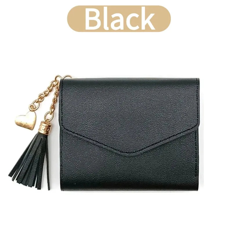 Portafoglio Corto da Donna a Tre Ante con Ciondolo a Nappa in Pelle PU, Porta Monete e Scomparti Multipli per Carte, Mini Pochette Sottile Femminile Porta Carte