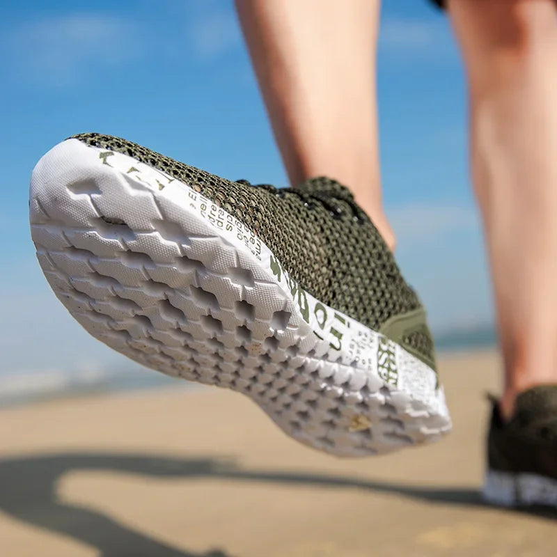 Scarpe casual da uomo estive di alta qualità Scarpe da acqua Scarpe da ginnastica in mesh d'aria Origin Calzature sportive in schiuma di moda Scarpe da spiaggia Scarpe da acqua