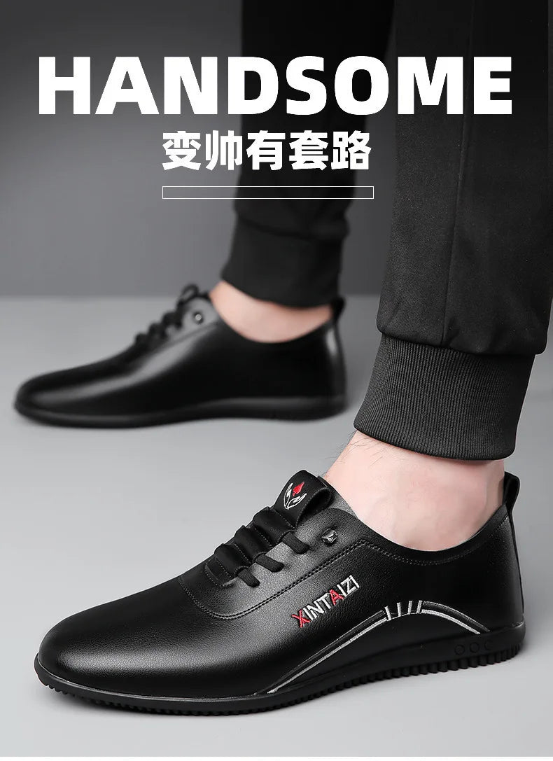 2024 scarpe casual da uomo in pelle versatili calzature bianche da lavoro moda antiscivolo mocassini comodi maschili nuovo piatto leggero