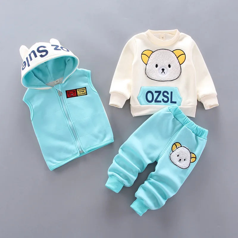 Set di abbigliamento invernale per bambini, autunnale, per maschi e femmine, tute calde e spesse, maglione con cappuccio, simpatico orsetto dei cartoni animati, completo tre pezzi per bambini da 0 a 4 anni