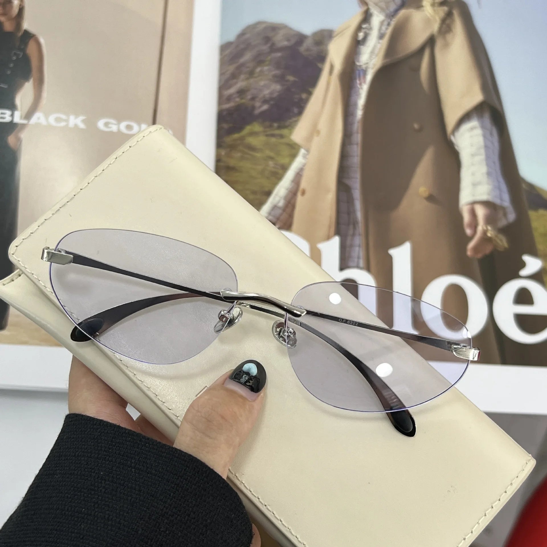 Occhiali da sole senza montatura Y2K da donna Occhiali da sole senza montatura di marca di lusso Futuro stili coreani Cat Eye Occhiali UV400 Occhiali alla moda
