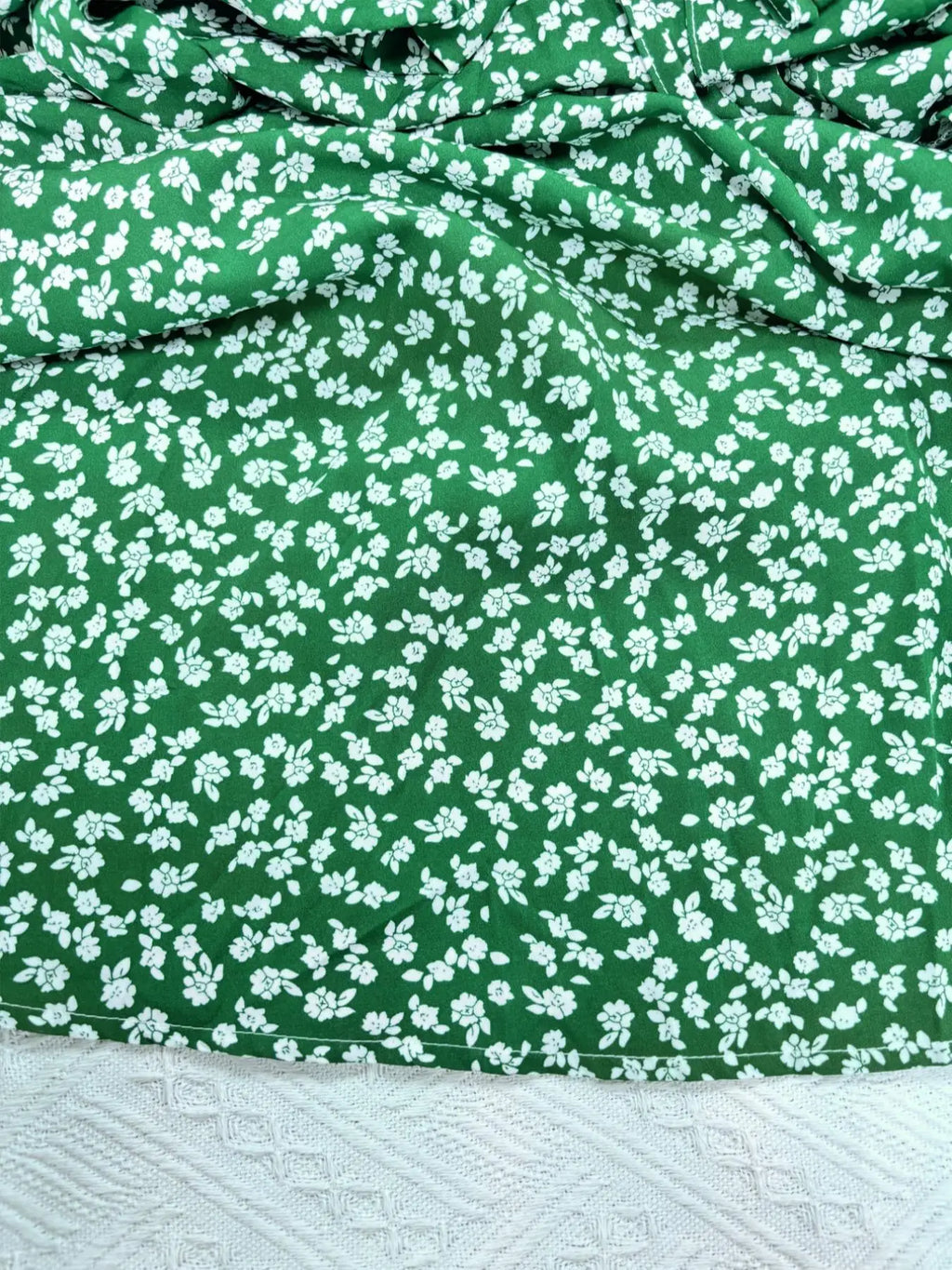 【Plus Size】Abito con scollo quadrato con stampa floreale Ditsy, abito casual alla moda a maniche lunghe per l'uso quotidiano all'aperto, abbigliamento da donna plus size