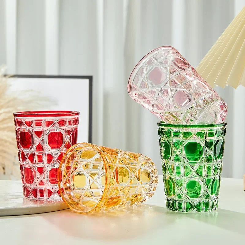 Bicchieri da whisky creativi scozzesi colorati in stile europeo, boccali di birra, bicchiere intagliato a mano, tazza d'acqua, tazza di vino, geometrico
