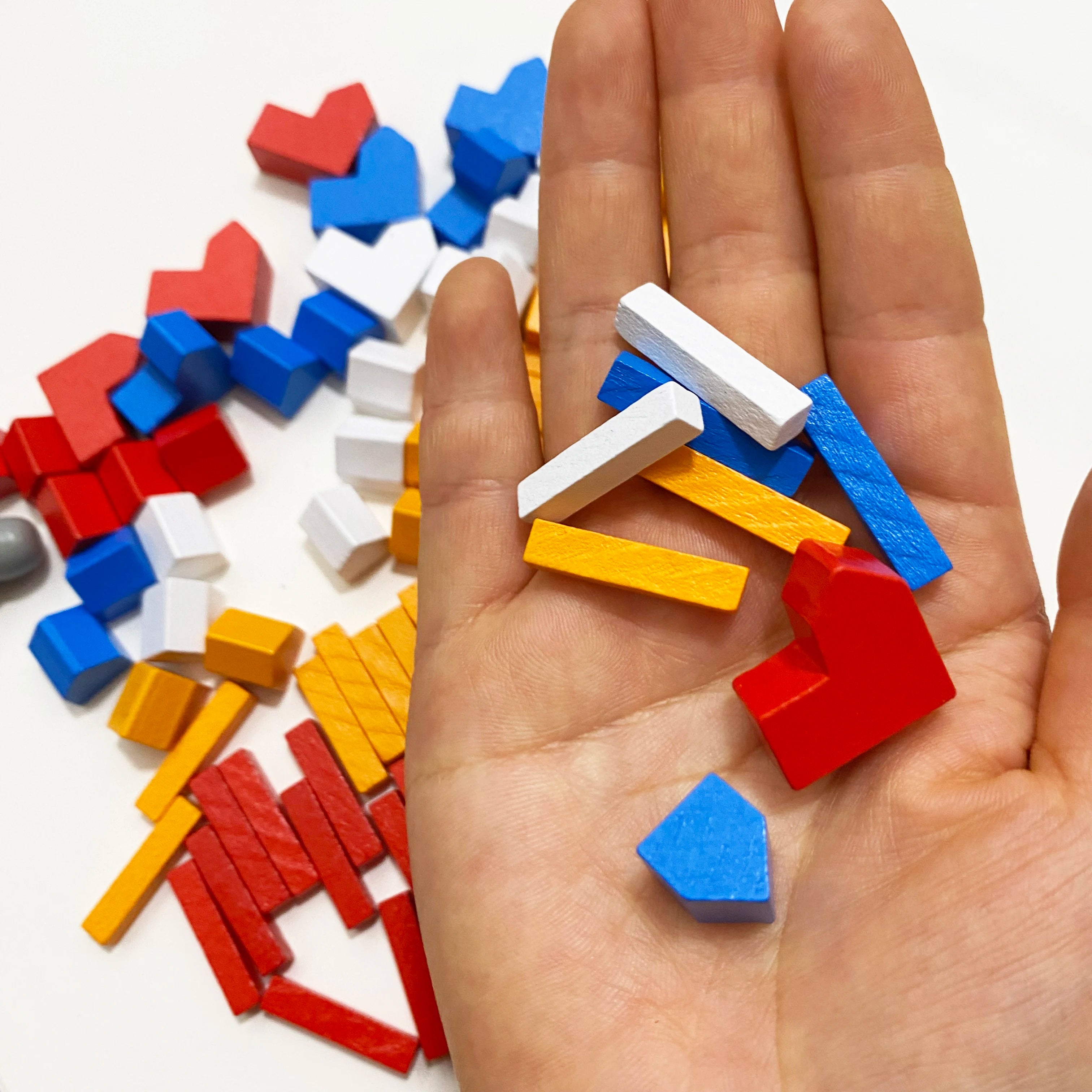 97 pezzi/set Way/House/City/Pezzi da gioco in legno Pezzi degli scacchi colorati per accessori per giochi da tavolo