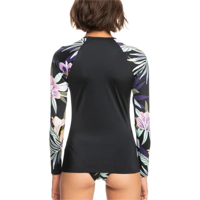 Camicia da surf da donna nuova T-shirt da surf da donna Love Protezione solare da spiaggia Rashguard Protezione UV Costumi da bagno UPF Diving Sportsuit