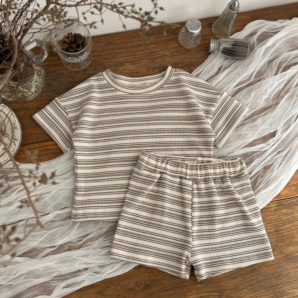 Set di abbigliamento estivo per bambini, maglietta a righe e pantaloncini, 2 pezzi, per bambini e bambine, stile casual, per bambini da 0 a 3 anni, completo elegante