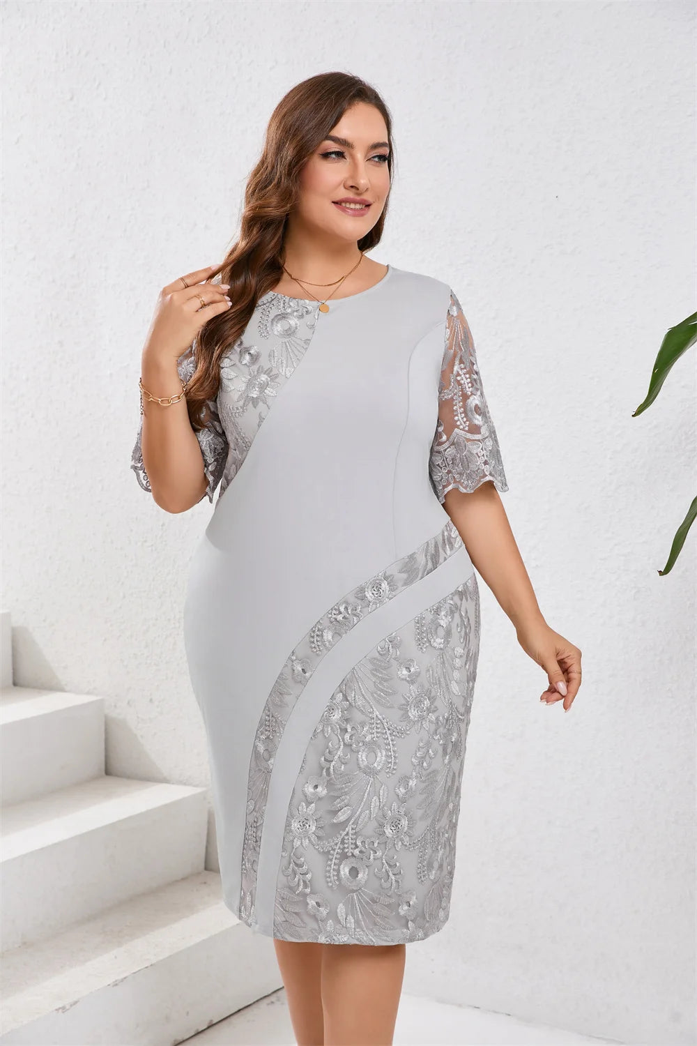 GIBSIE Plus Size Pizzo ricamato Mezza manica O-Collo Abito da donna Estate Autunno Cocktail Party Elegante aderente Abiti longuette