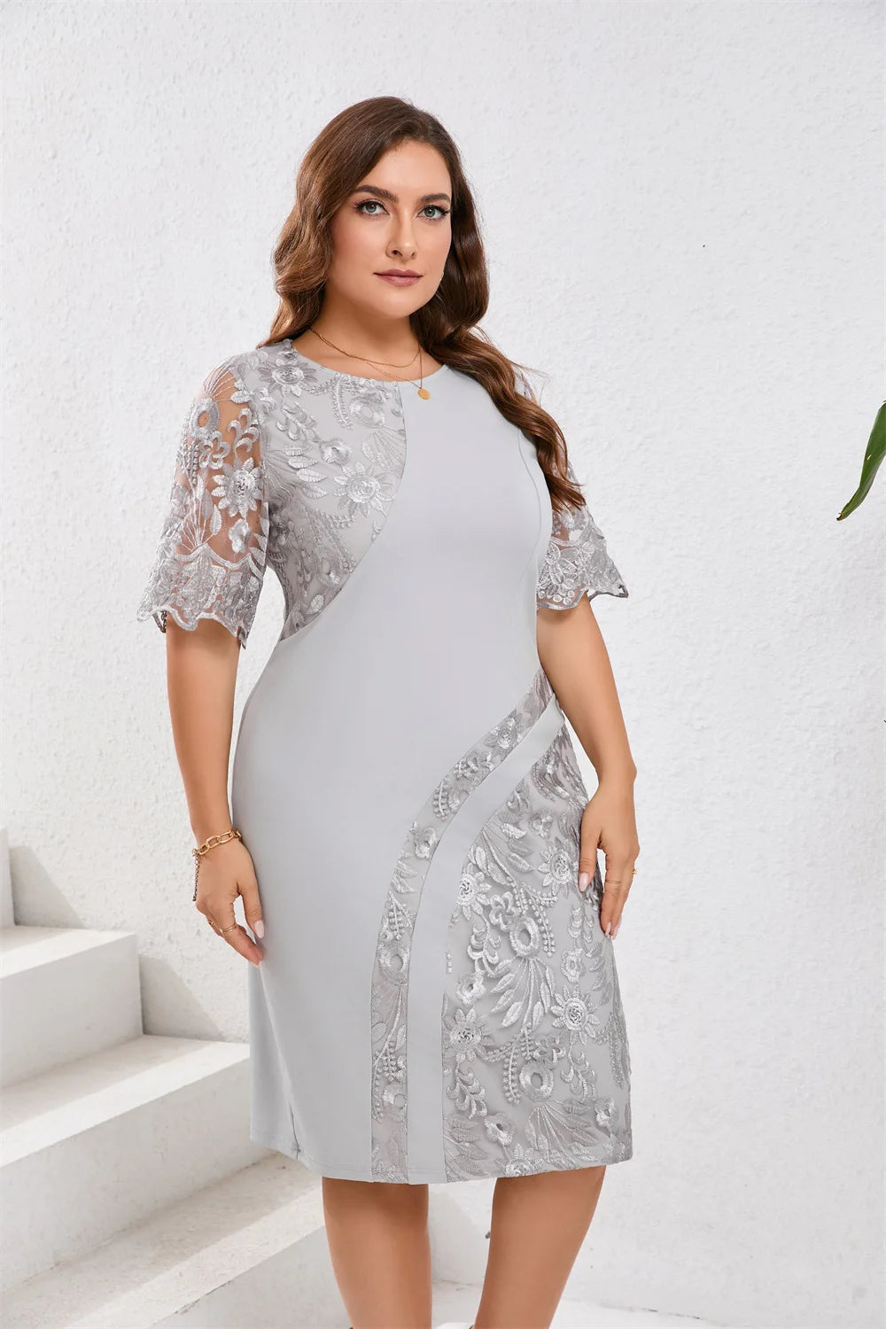 GIBSIE Plus Size Pizzo ricamato Mezza manica O-Collo Abito da donna Estate Autunno Cocktail Party Elegante aderente Abiti longuette