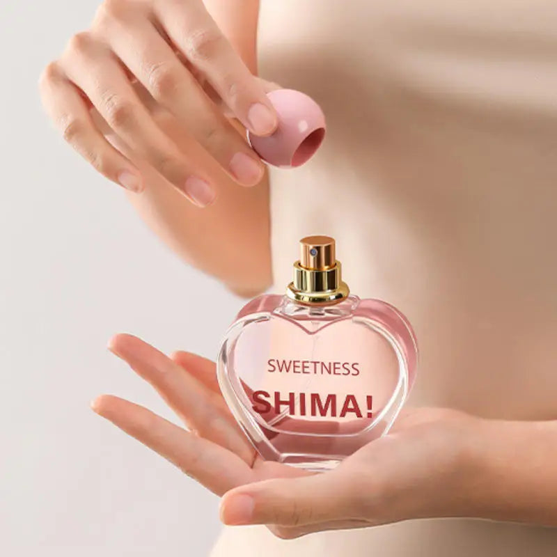 Creative Brand Unisex Heartshaped Perfume Fresh Natural Orange Berry Woody Rose Light Perfume Sweet Girlish Love Fragrance Spray