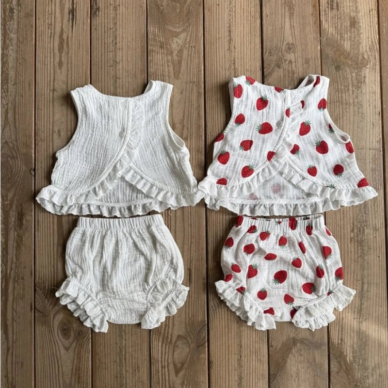 TZ2631 Stile coreano estate neonata cotone morbido bordo in pizzo tinta unita gilet fragola grandi pantaloncini P set vestito da bambino