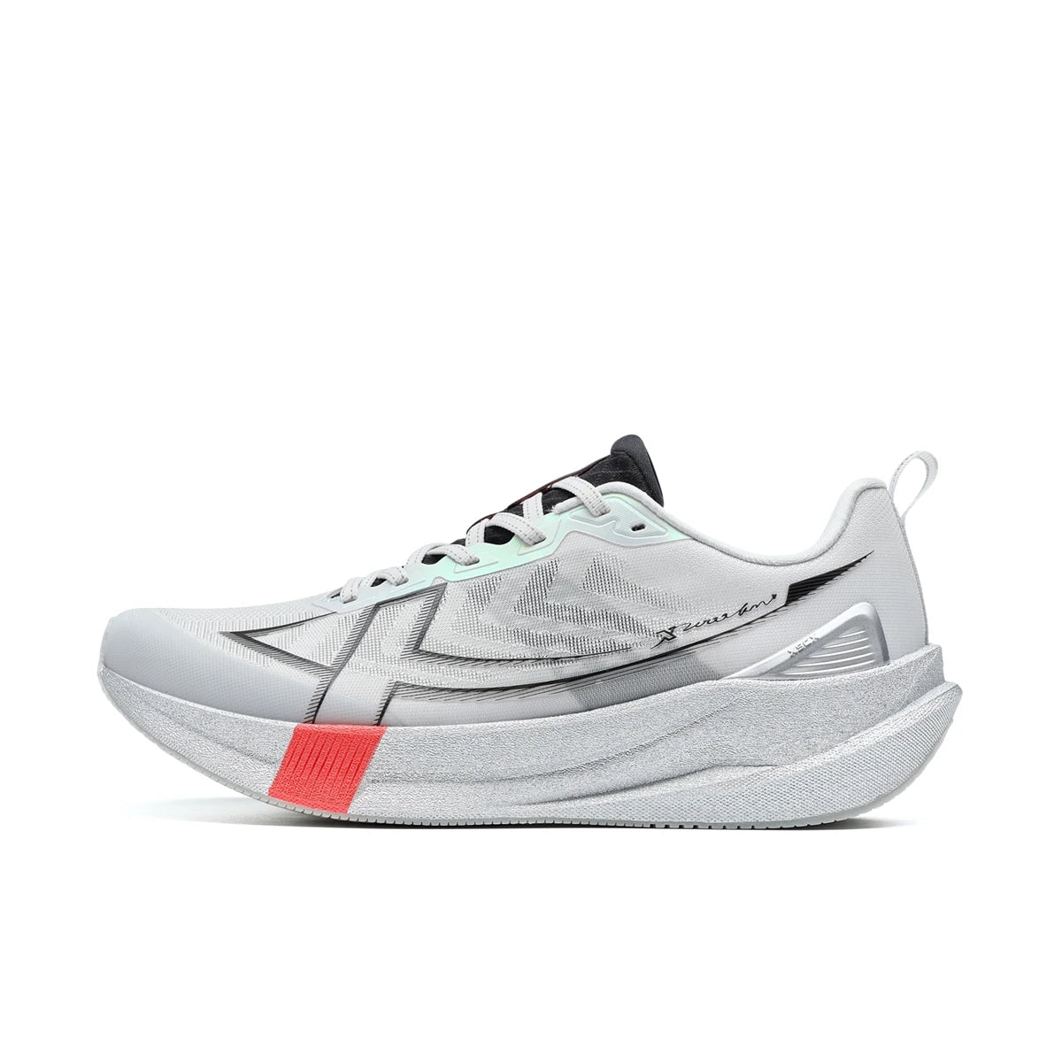 Xtep 2000 km 5.0 Scarpe da corsa Morbide scarpe da ginnastica universali Cuscino Durevole da jogging Scarpe leggere resistenti all'usura 874119110023