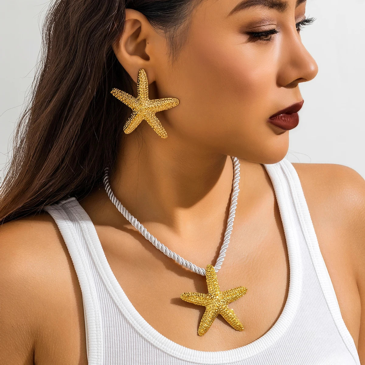 IngeSight.Z Collana con ciondolo grande stella marina esagerata per donna Collana girocollo con catena a corda spessa bianca punk Regalo di gioielli per feste