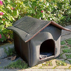 Cuccia Impermeabile da Esterno Per Gatto in Stile Lodge Nera 45x40x45 Cm